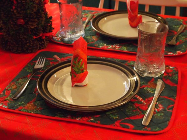 christmas_dinner_table_5299442229